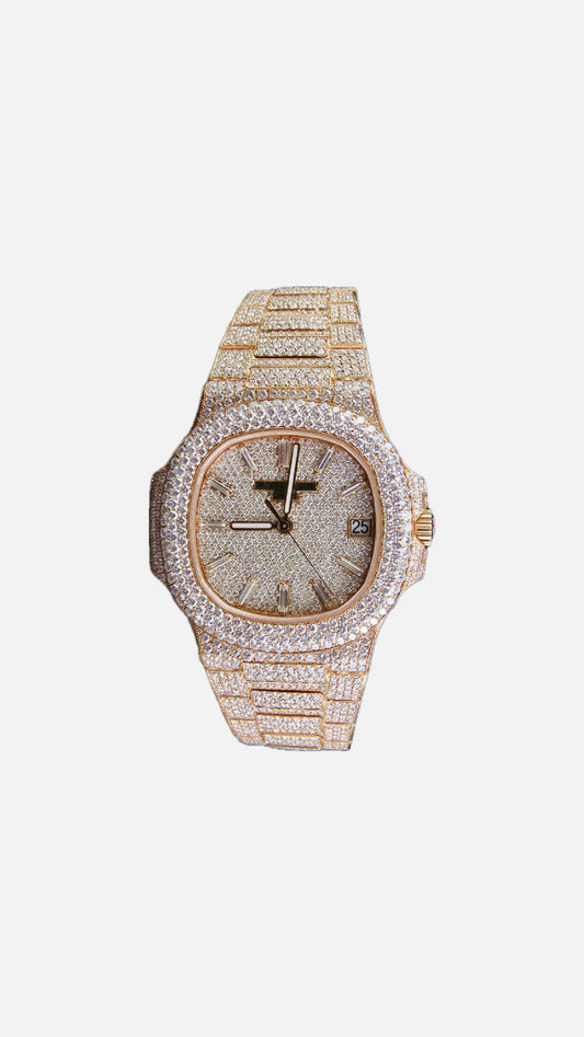 (BAY / BAYAN) ROSE GOLD PATEK PHILIPPE NAUTILUS 5711/1R DIAMOND WATCH 38 mm + KUTU